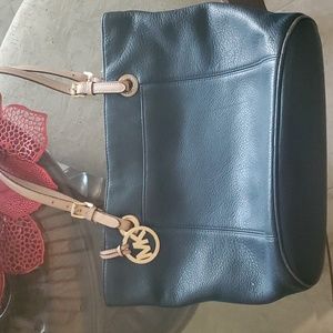 Michael kors shoulder bag in blue leather with brown straps
